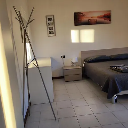 5 Beds Kitchen * Bologne