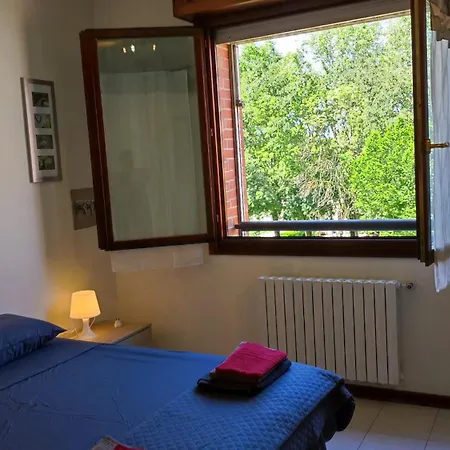 5 Beds Kitchen *