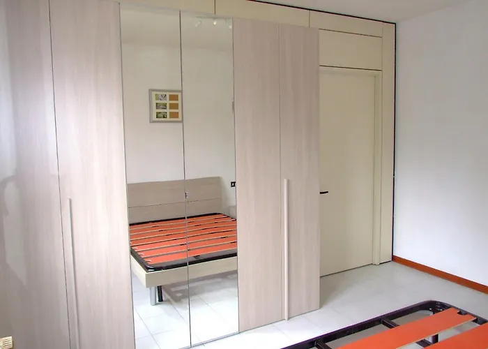 5 Beds Kitchen * Bologna